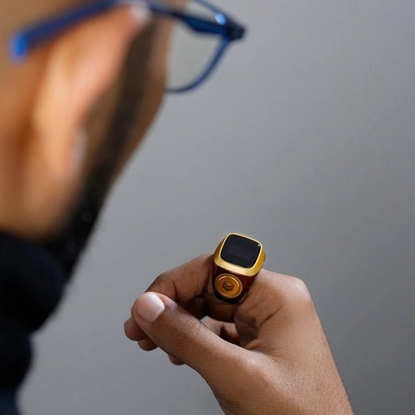 Iqibla Smart Tasbih: A New Digital Tasbeeh Ring Lite with Tally Counter, Prayer Time Vibration Reminder, and Waterproof Design for Muslim Zikr - Tasbeeh Wala
