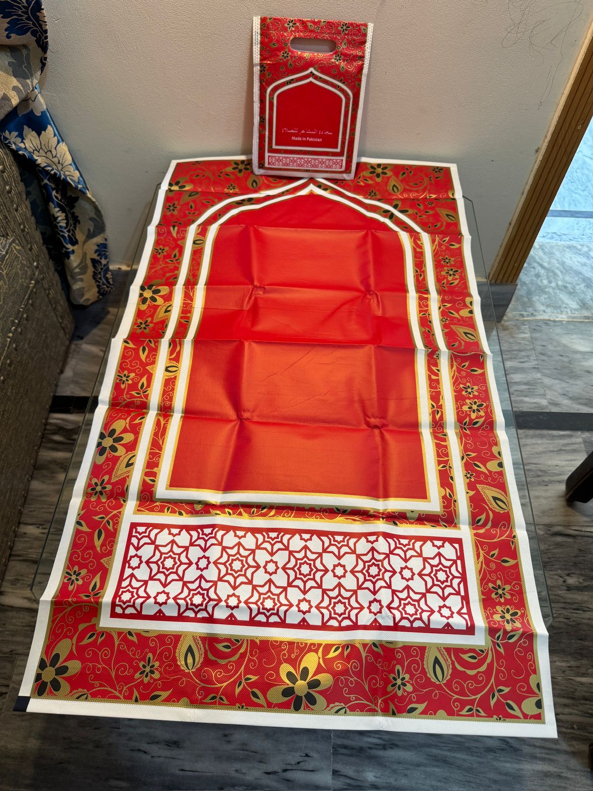 Safri Janamaz with Pouch – Waterproof & Portable Travel Prayer Mat - Tasbeeh WalaIslamic products