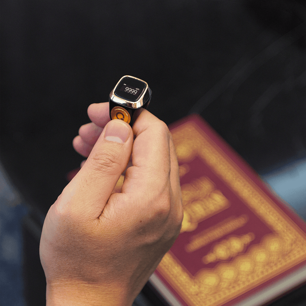 Zikr Ring Lite S – Smart Zikr Ring with OLED Screen - Tasbeeh WalaIslamic products